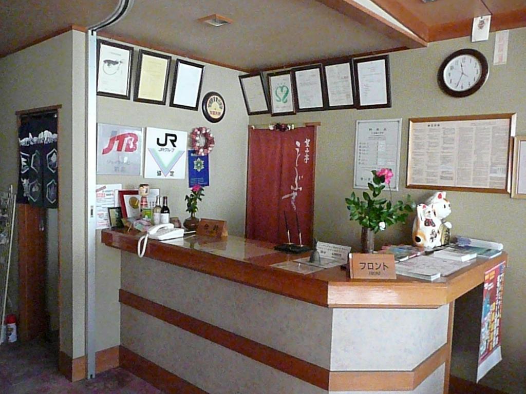 Bouzantei Kotobuki Hotel Ueda Buitenkant foto